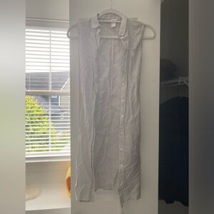 Cute striped sleeveless top with tie and collar